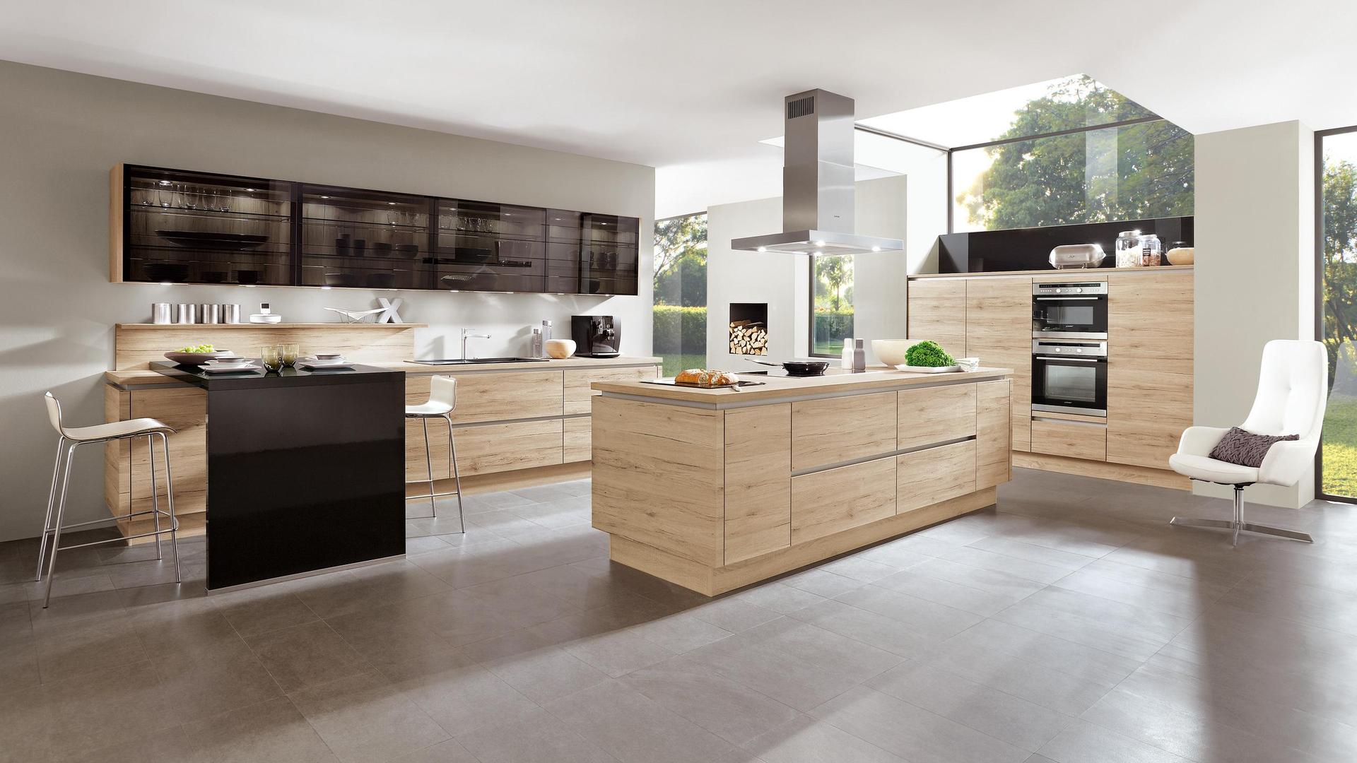 Kaindl Oak Sanremo Sand - 2.07 mtr x 2.8 mtr